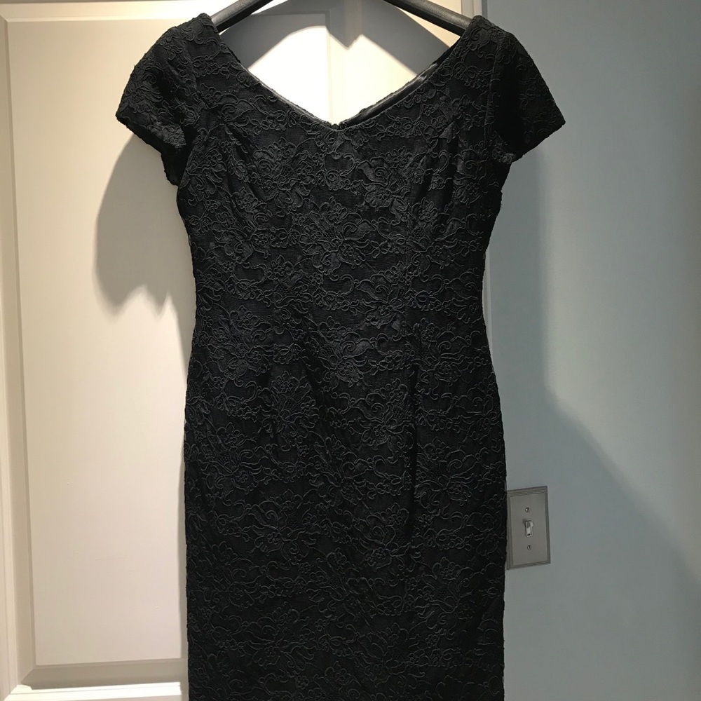 Carmen Marc Valvo Cocktail Dress